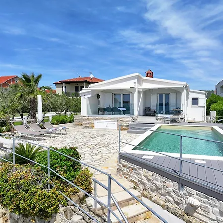 Holiday home Pisacic
