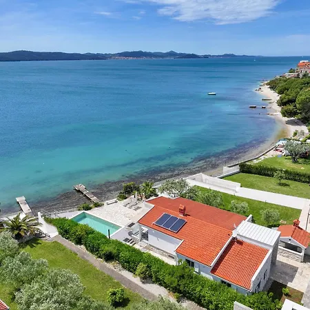 Holiday home Pisacic Bibinje