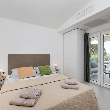 Pisacic Holiday home Bibinje