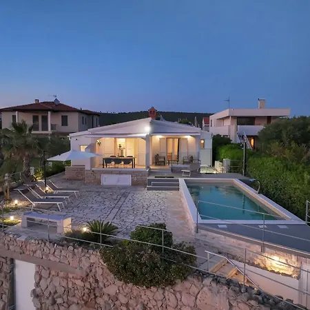 Pisacic Holiday home